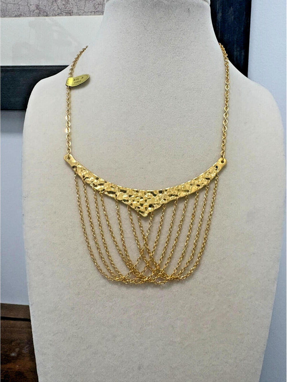 Vintage Gold Tone Choker Necklace w/ Dangling Chain Textured Pendant 18K Plated